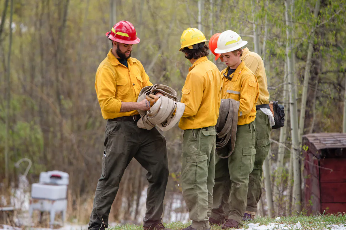 Students in CC's Block 8 Career Catalyst “Wildfire Journalism & Ecology at Colorado Firecamp” traveled to Salida, Colorado, to study wildfire reporting, ecology, policy, and emergency response. As part of the course, they trained at Colorado Firecamp and worked toward official wildland firefighter certifications. Photo by Corey Hutchins/Colorado College